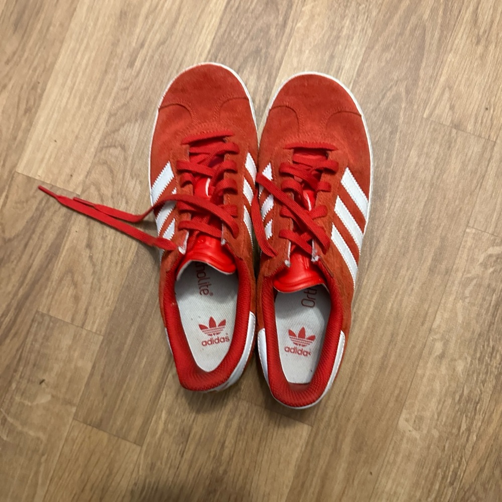 Adidas Red Gazelle Athletic Shoes with Classic Stripes